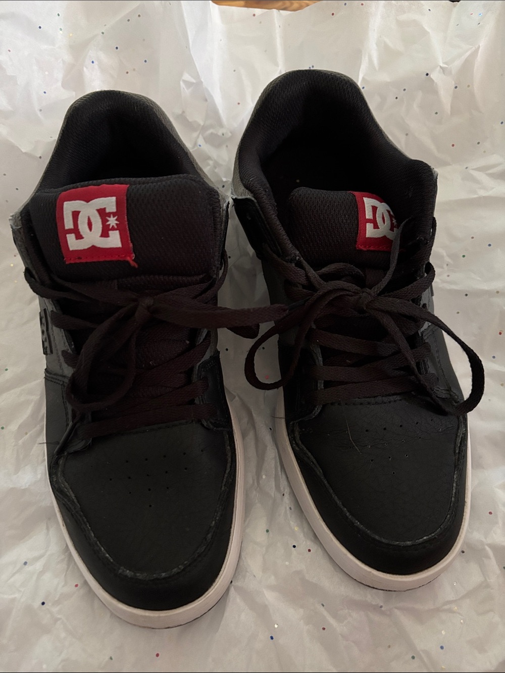 DC Men’s Black, Gray and White Skate Sneakers with Red Logo - Picture 2 of 6